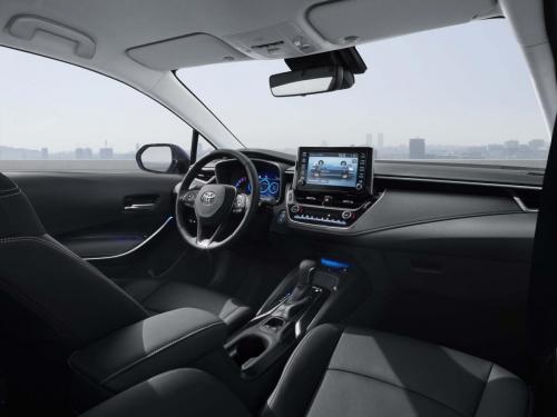 Toyota Corolla Hibrit3